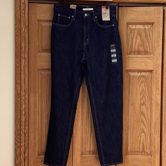 Levi’s 80s mom jeans, dark wash denim, ❗️NEW❗️ women’s size 31 - Picture 3 of 16
